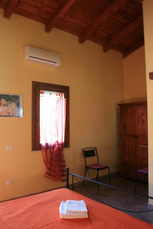 Bed and Breakfast Sumindulau Torre delle Stelle Exterior foto